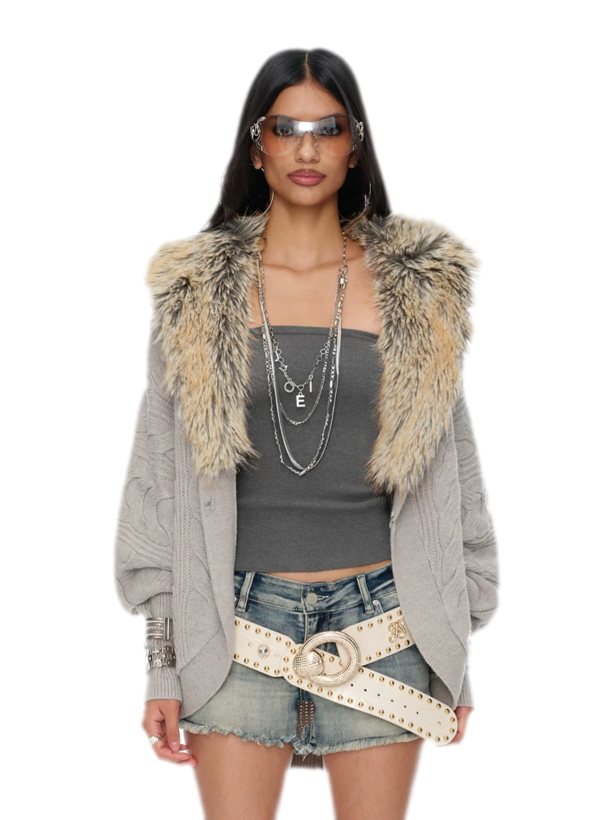 Cardigan a trecce con collo in pelliccia