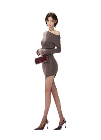 Asymmetrisches Kleid mit Fuchspelz-Bündchen