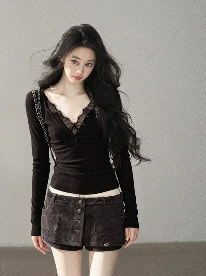 เสื้อถักริบขัดเงาคอวีแต่งลูกไม้