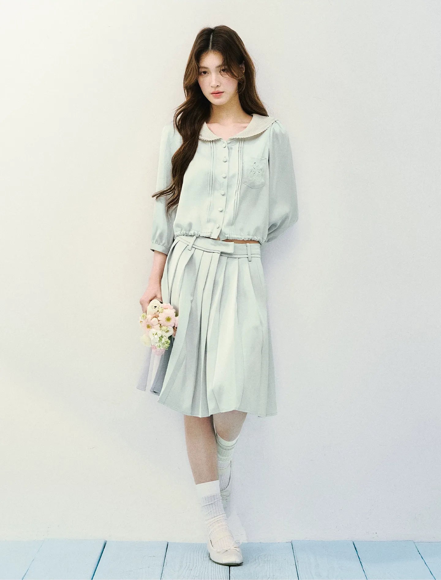 Mint Chronicle Navy Collar Embroidered Set