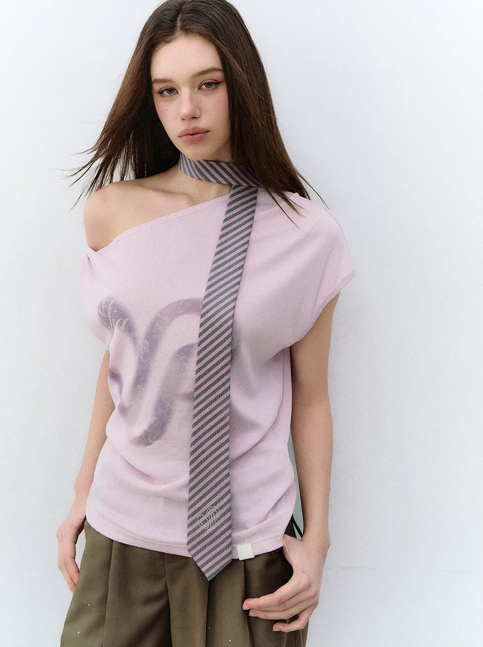 Asymmetric Shoulder Heart Logo Ruched Waist T-shirt