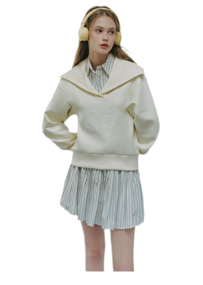 Lace Appliqué Cropped Sweatshirt