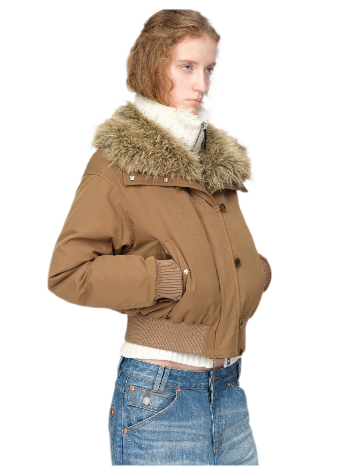Glänzende kurze Daunen-Steppjacke