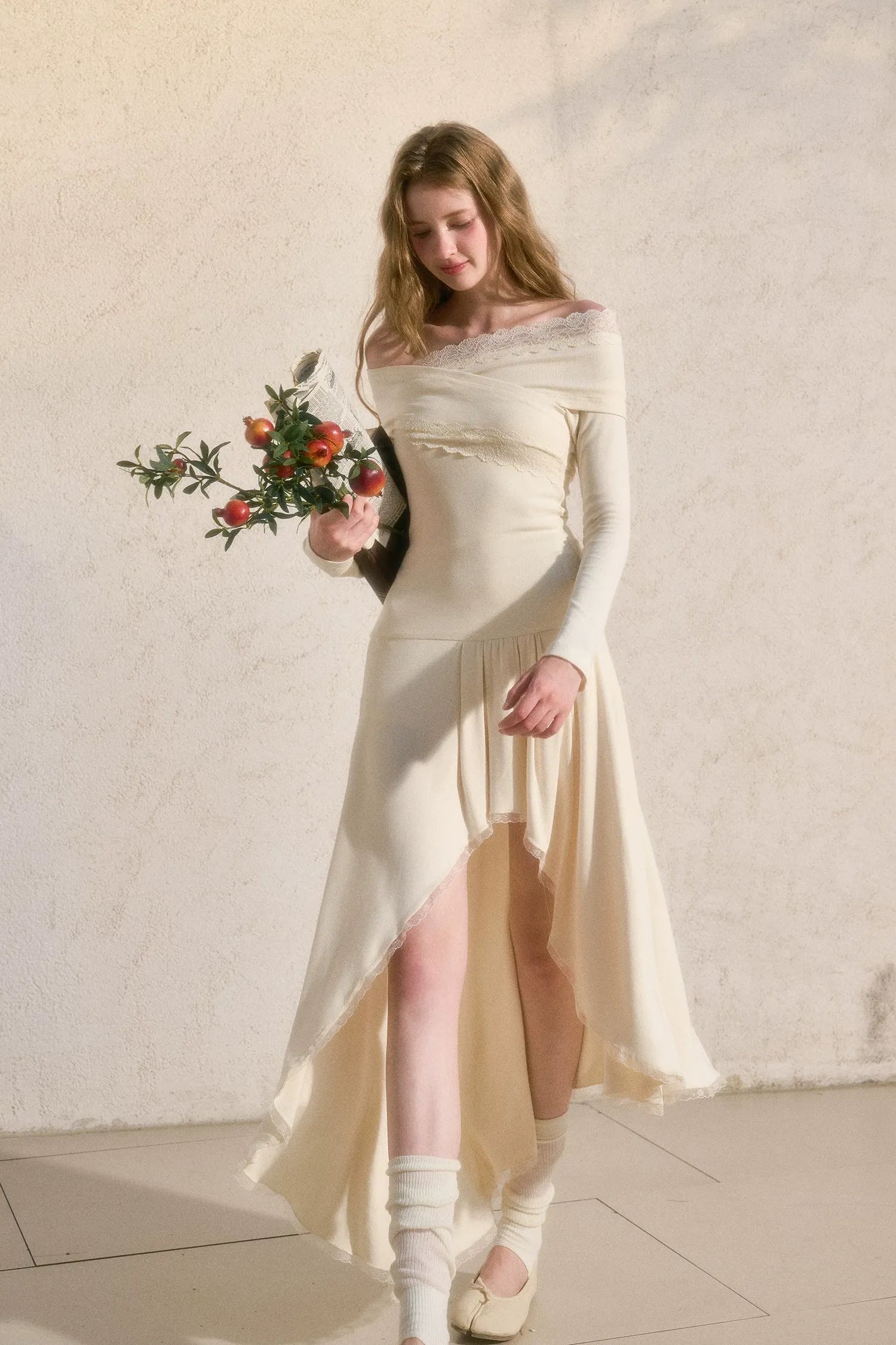 Lace One-Shoulder Fitted Dress