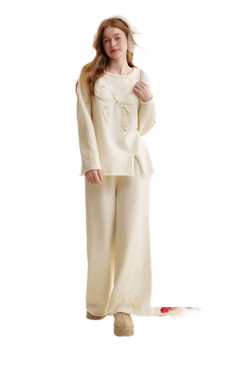 Bow Embroidered Knit Set