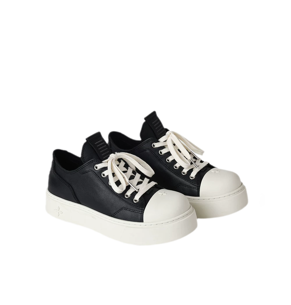 Classic Low-Top Leather Sneakers