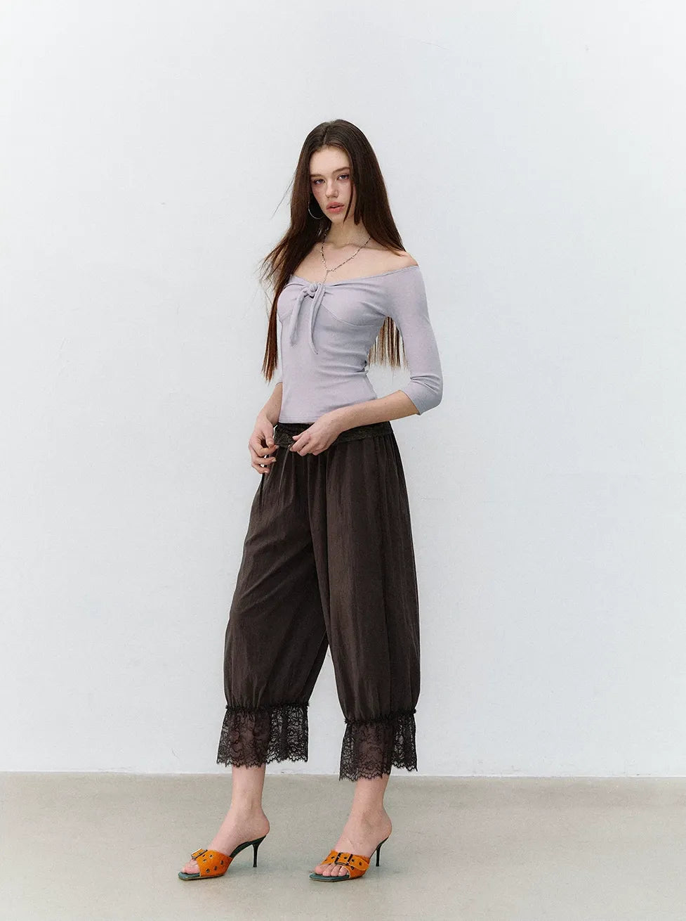 Heartbeat Light Tie Pure Desire Off-Shoulder T-Shirt