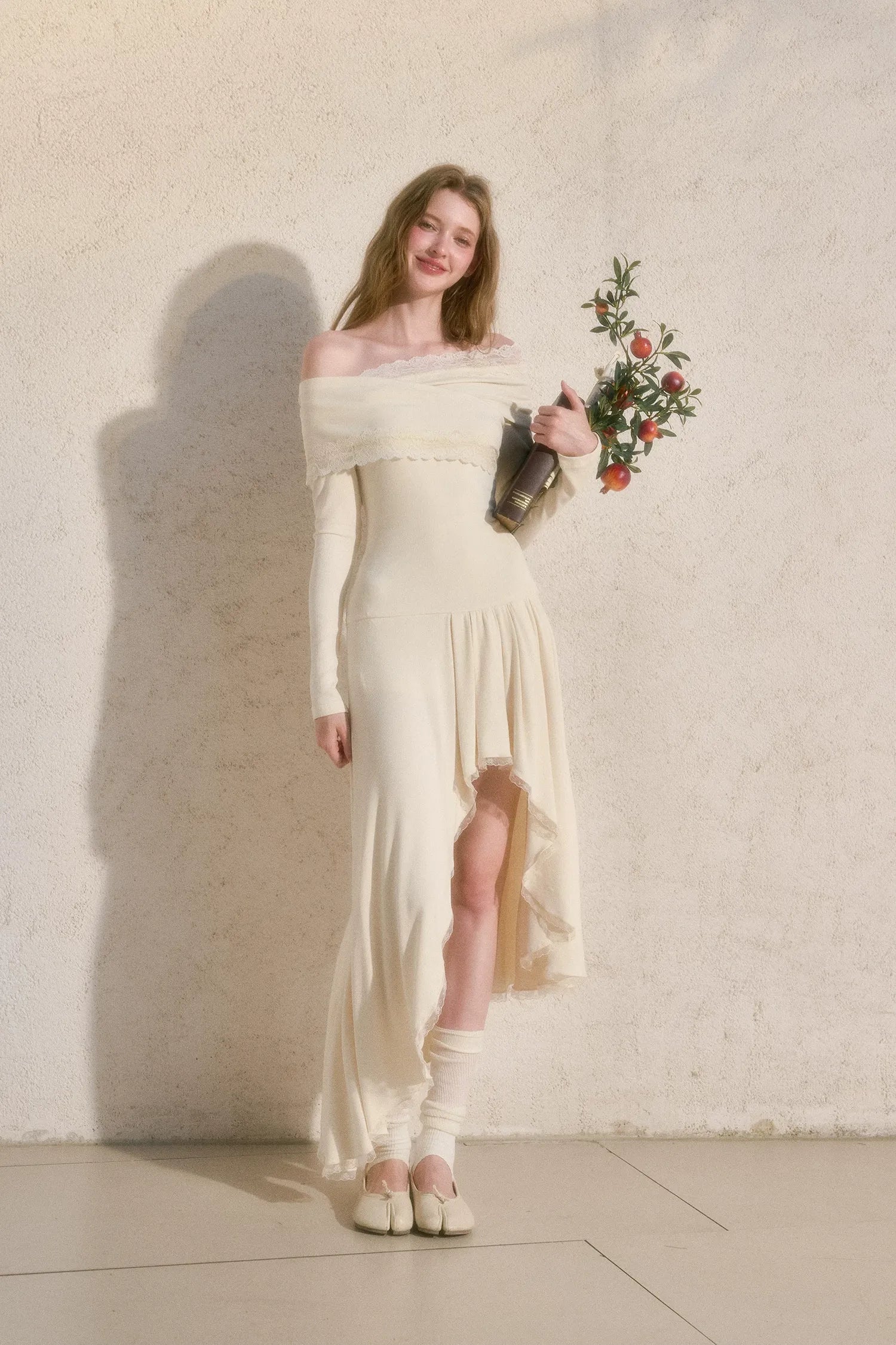 Lace One-Shoulder Fitted Dress