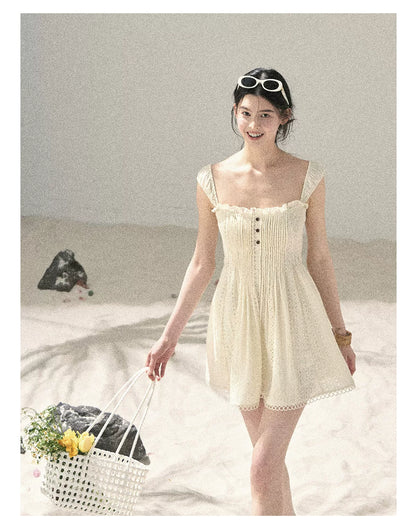 "Gap of Floral Tassels" French Style Lace Ruffled