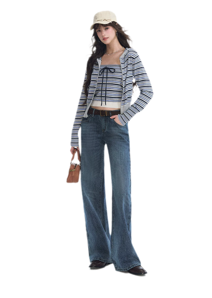 Washed Bow Embroidered Jeans