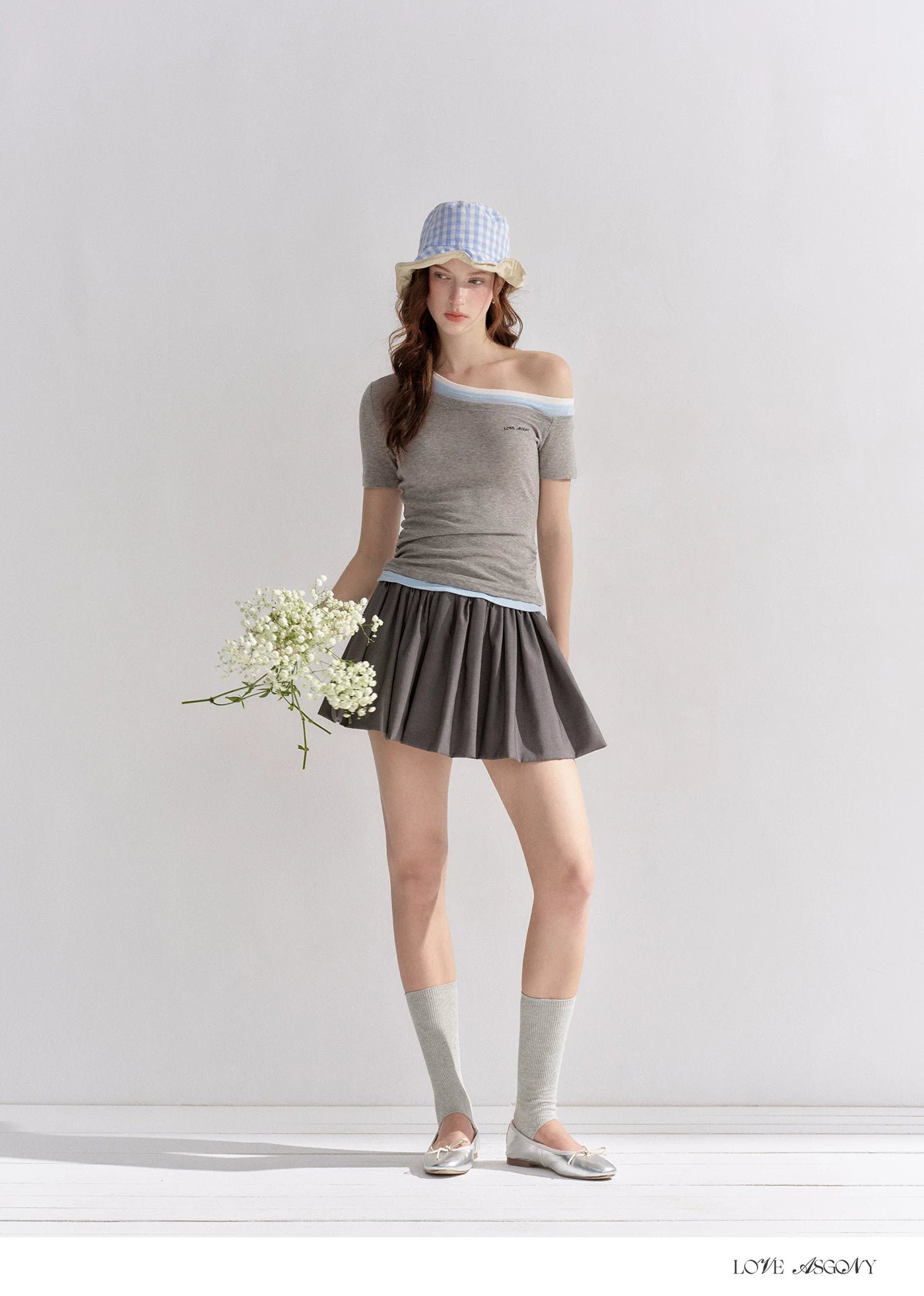 Asymmetric Off-Shoulder Colorblock Slim T-Shirt
