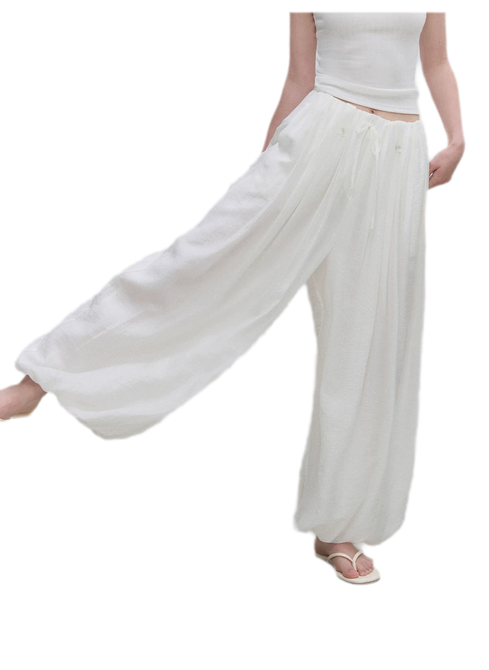 Pleated Balloon-Leg Tencel Trousers
