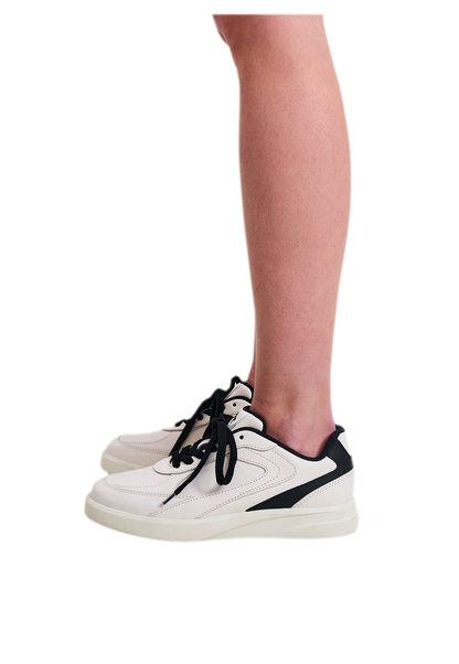 Phantom W Leather Sneakers