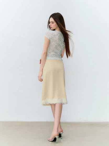 Lace-Trim Jacquard V-Neck Slim T-Shirt