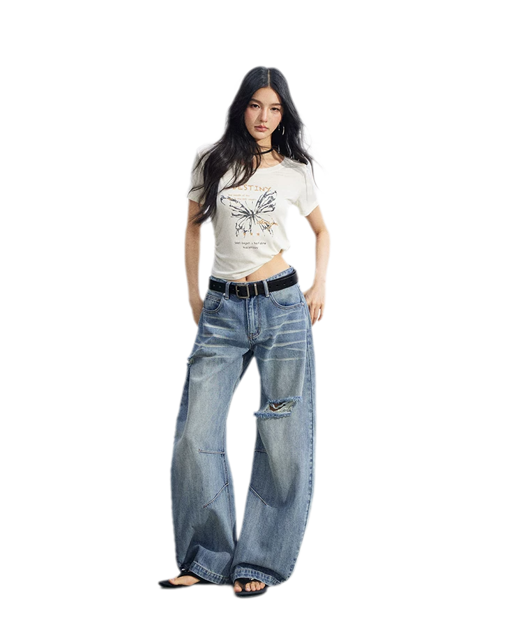 Distressed Curved Jeans
