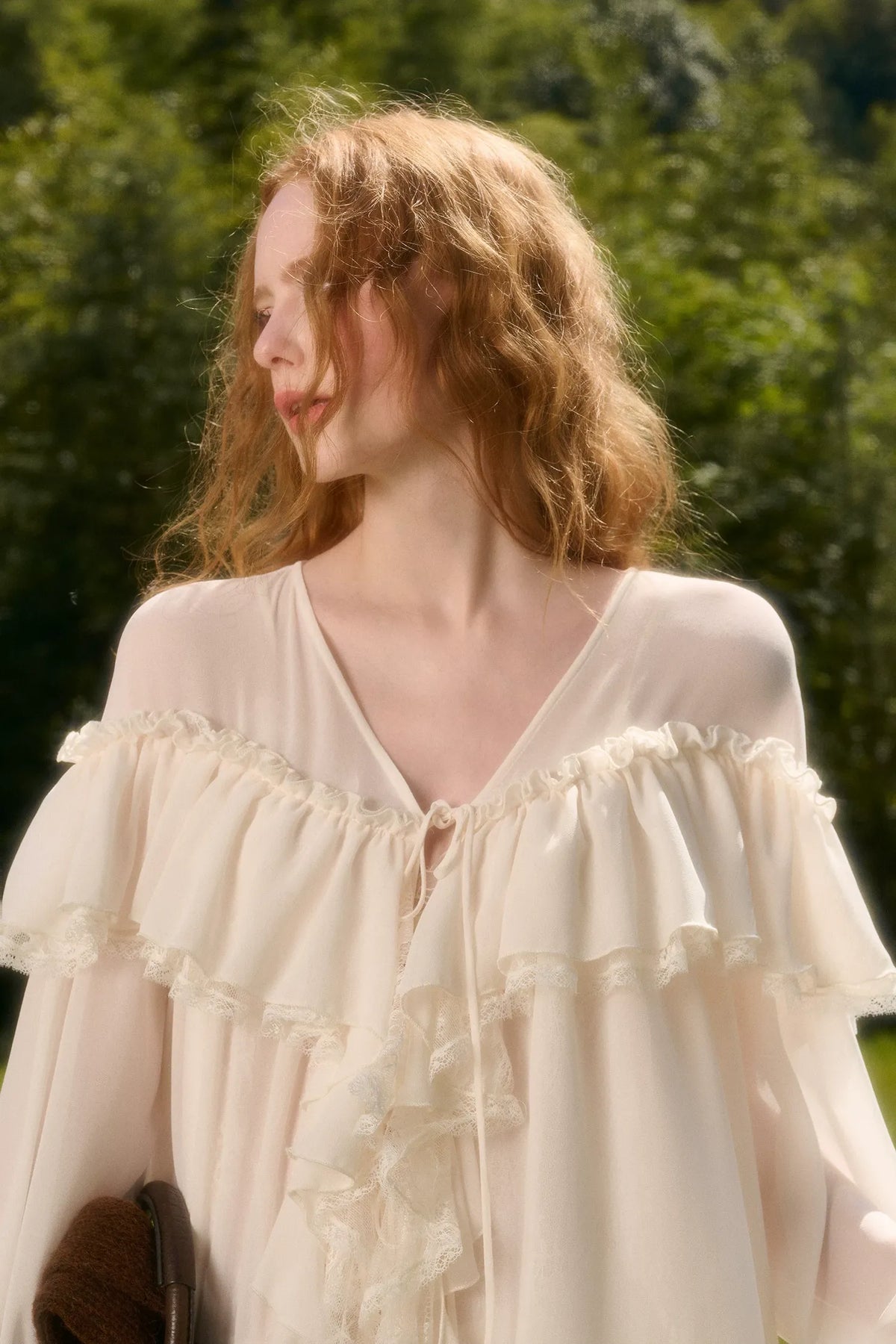 Ensemble jupe en mousseline de soie à volants en dentelle