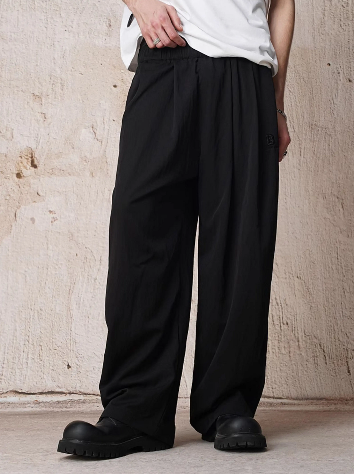 Relaxed Straight-Leg Trousers