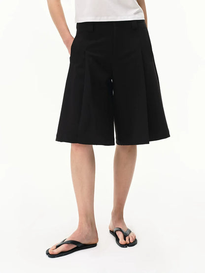 Pleated Bermuda Shorts