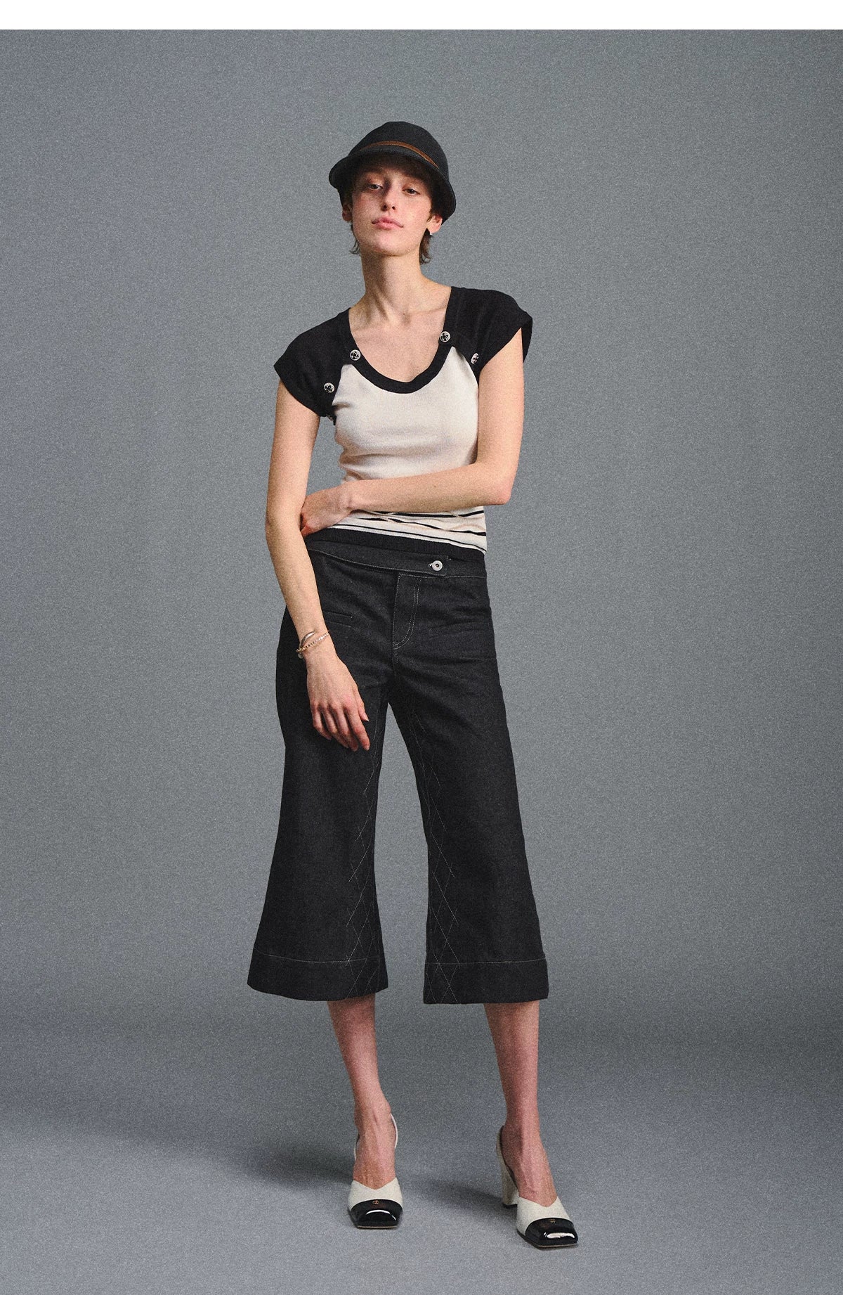Color Block U-Neck Short Sleeve T-Shirt