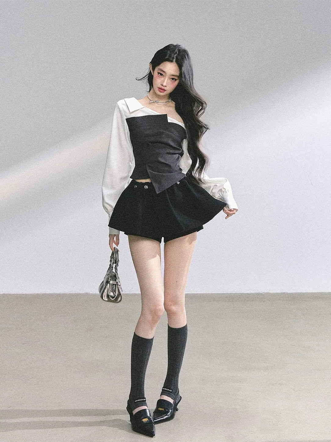 Chemise courte asymétrique