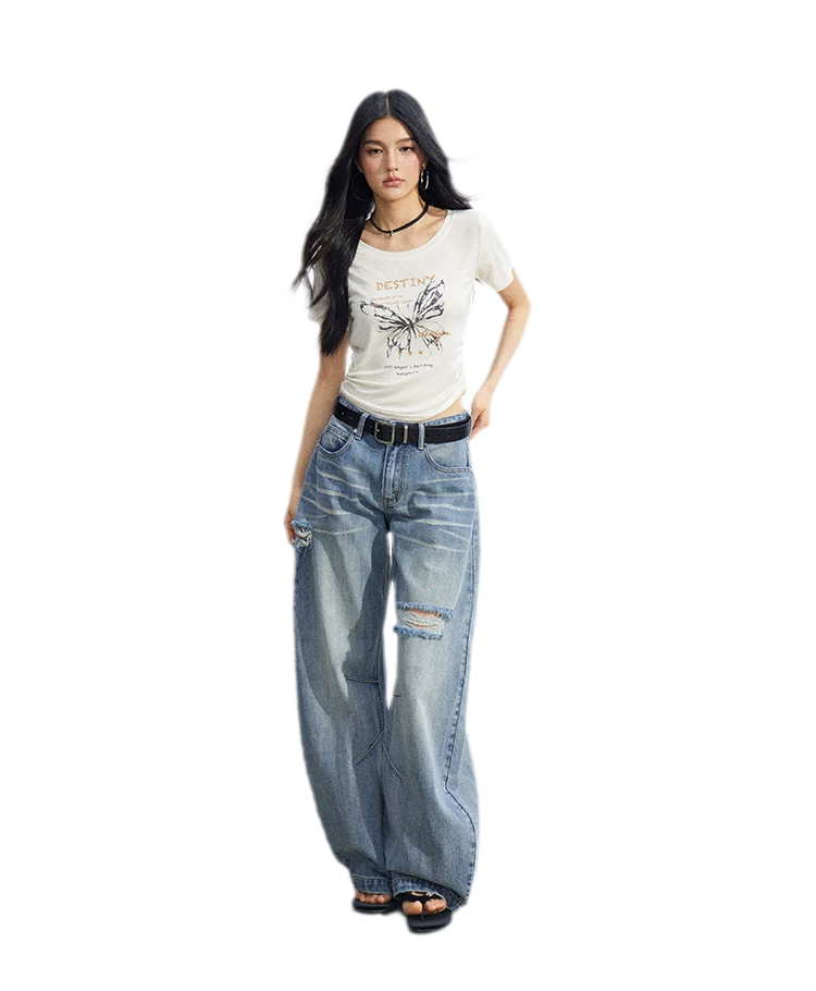 Distressed Curved Jeans