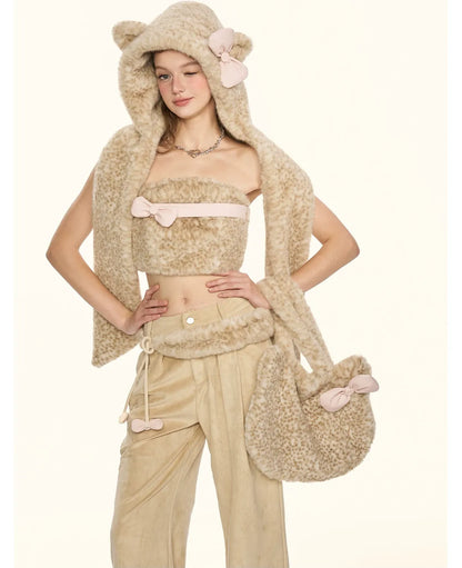 Cappello-sciarpa in pelliccia con stampa leopardata