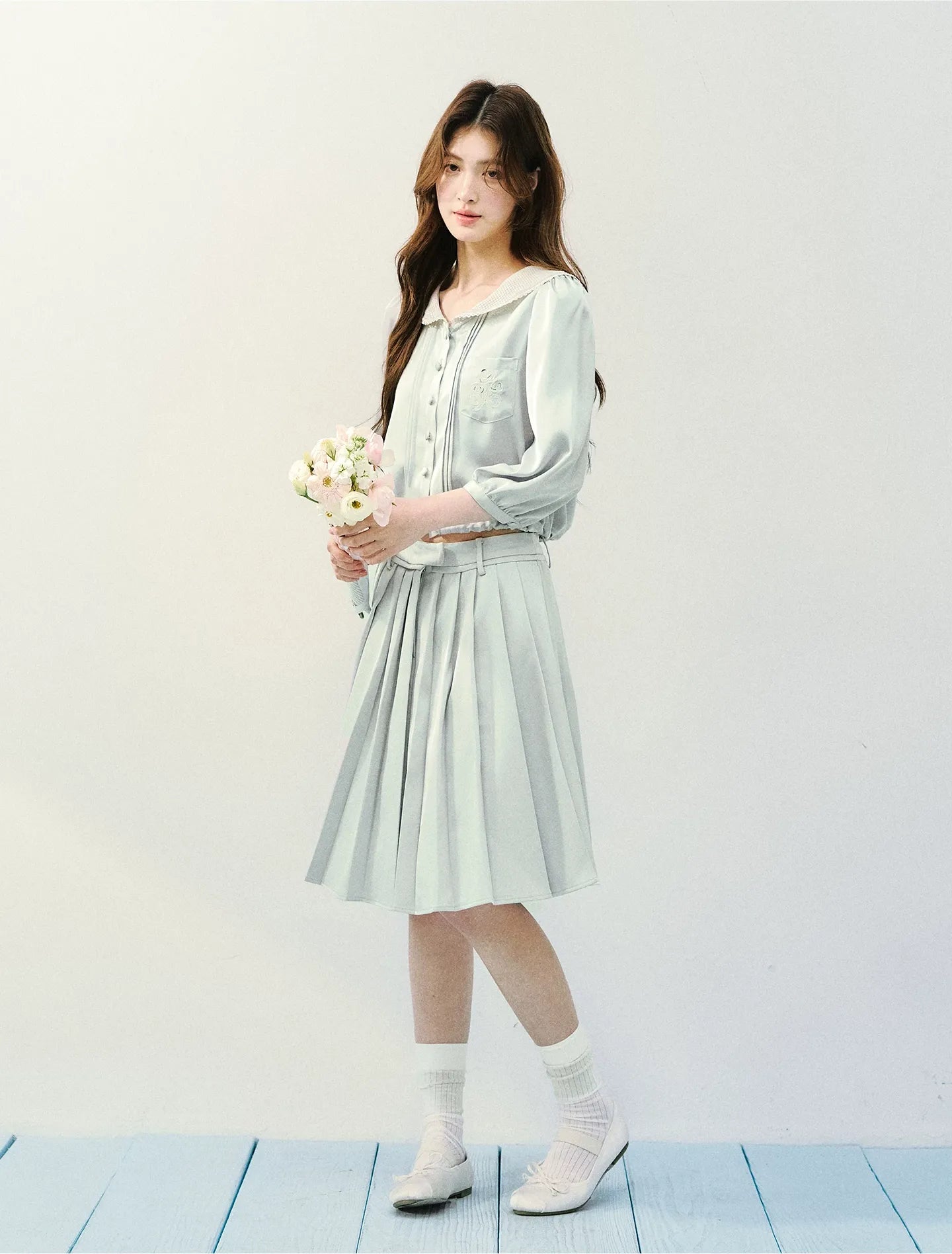 Mint Chronicle Navy Collar Embroidered Set