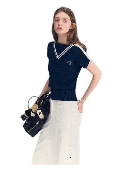 Contrast Trim Knit Top