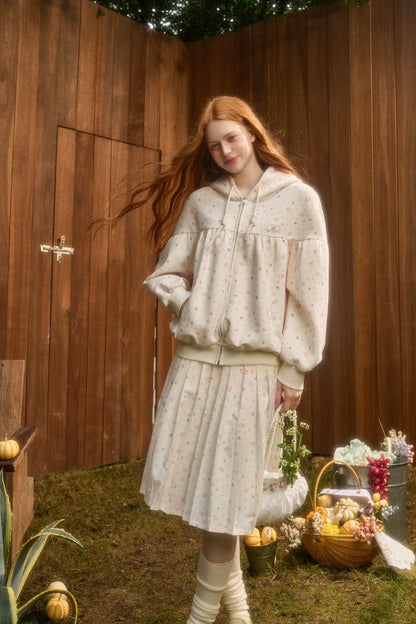 Printed Hooded Sweatshirt Pleated Skirt