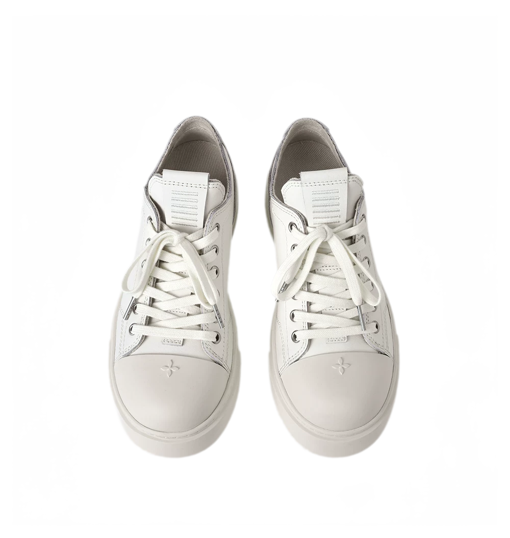 Classic Low-Top Leather Sneakers