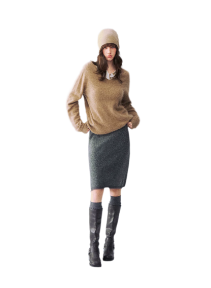 Flauschiger Mohairpullover mit V-Ausschnitt