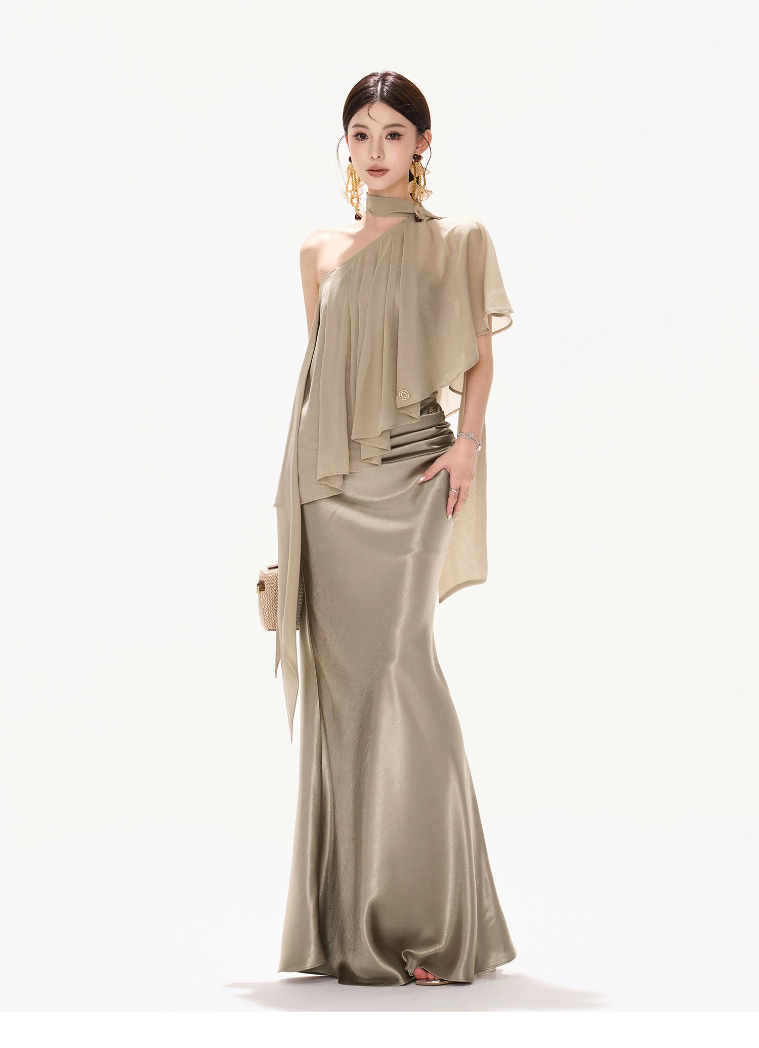 Elegant Loose Chiffon Halter Neck Top