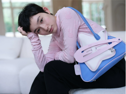 Matte Star-Shaped Shoulder Bag