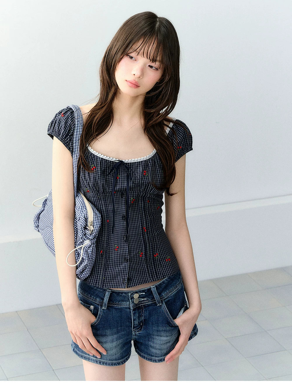 Vintage Bow Tie Waist-Defining Shirt