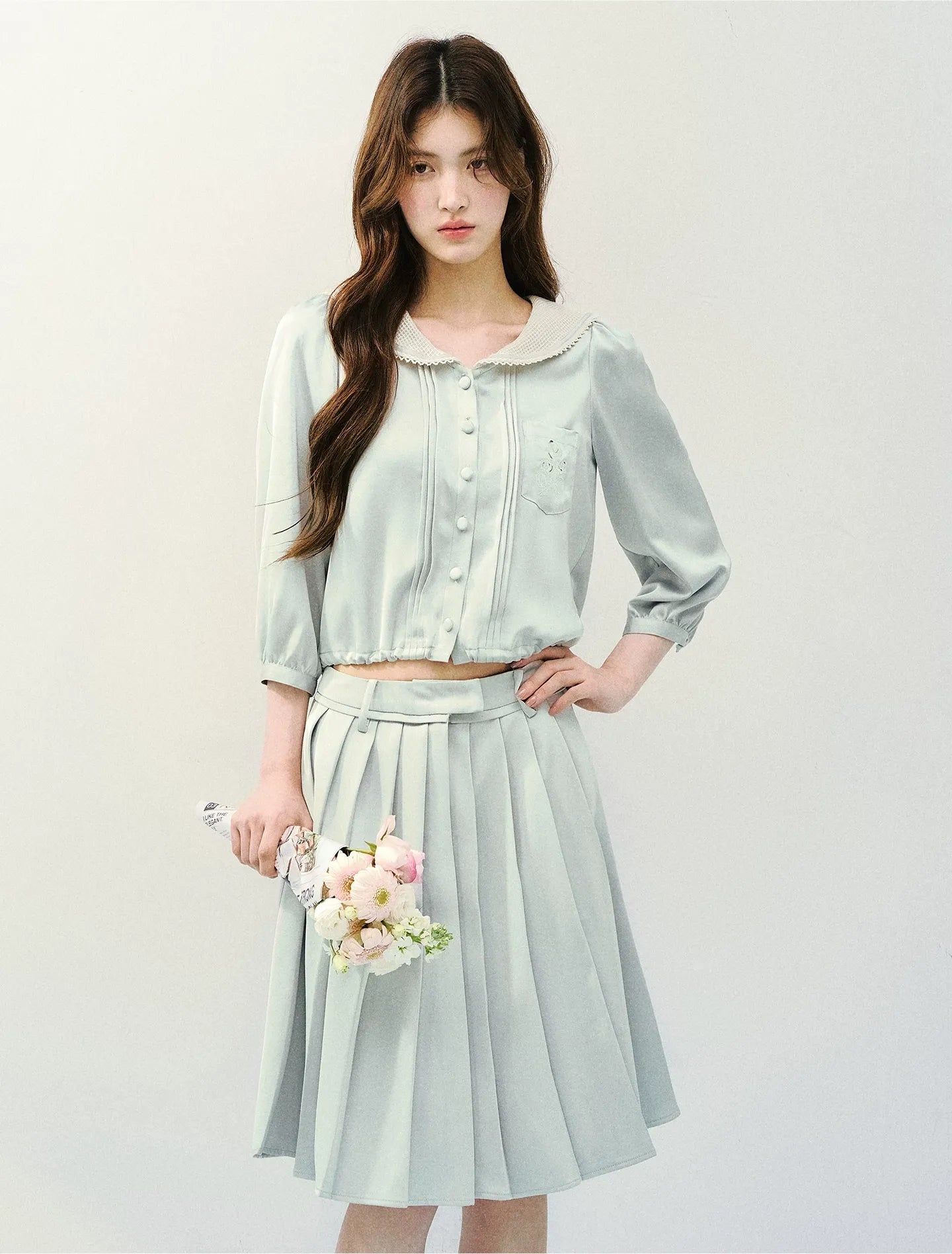 Mint Chronicle Navy Collar Embroidered Set