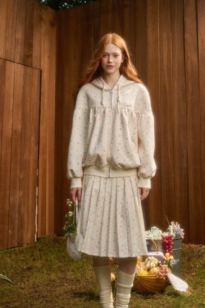 Printed Hooded Sweatshirt Pleated Skirt