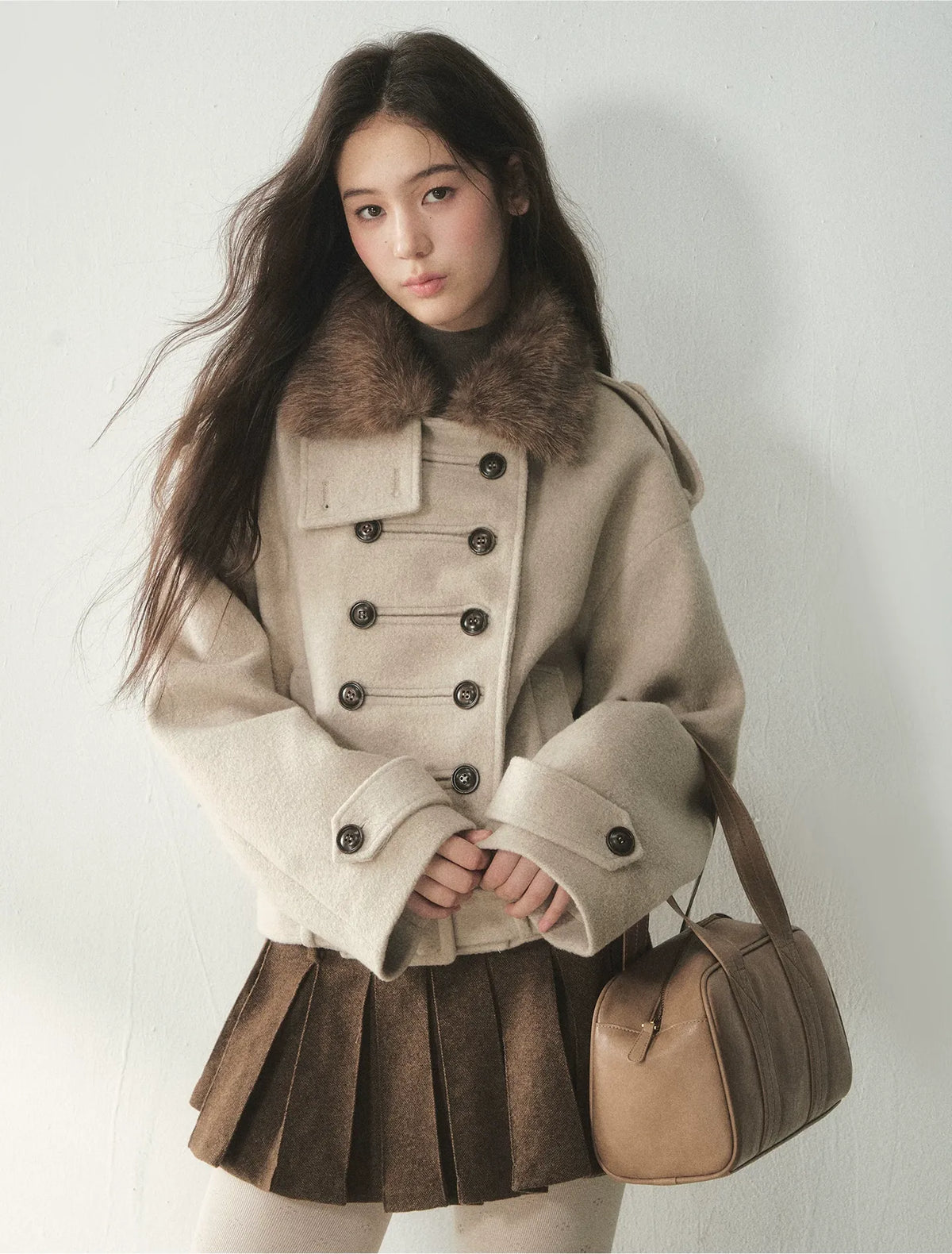 Cappotto corto in lana doppiopetto