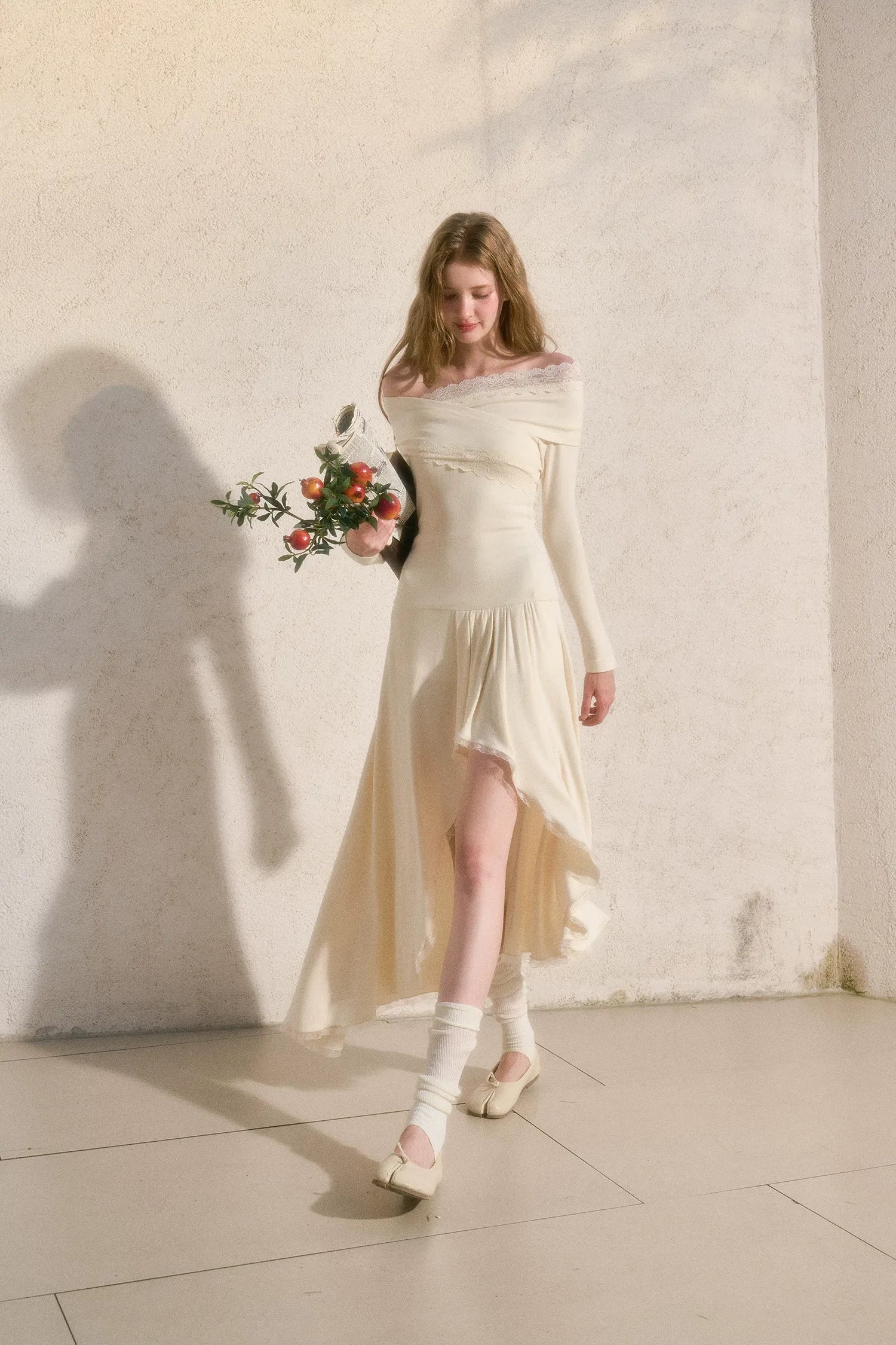 Lace One-Shoulder Fitted Dress