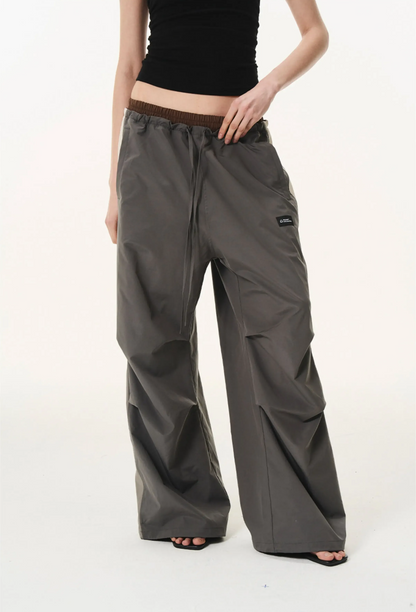 Pleated Contrast Wide-Leg Pants