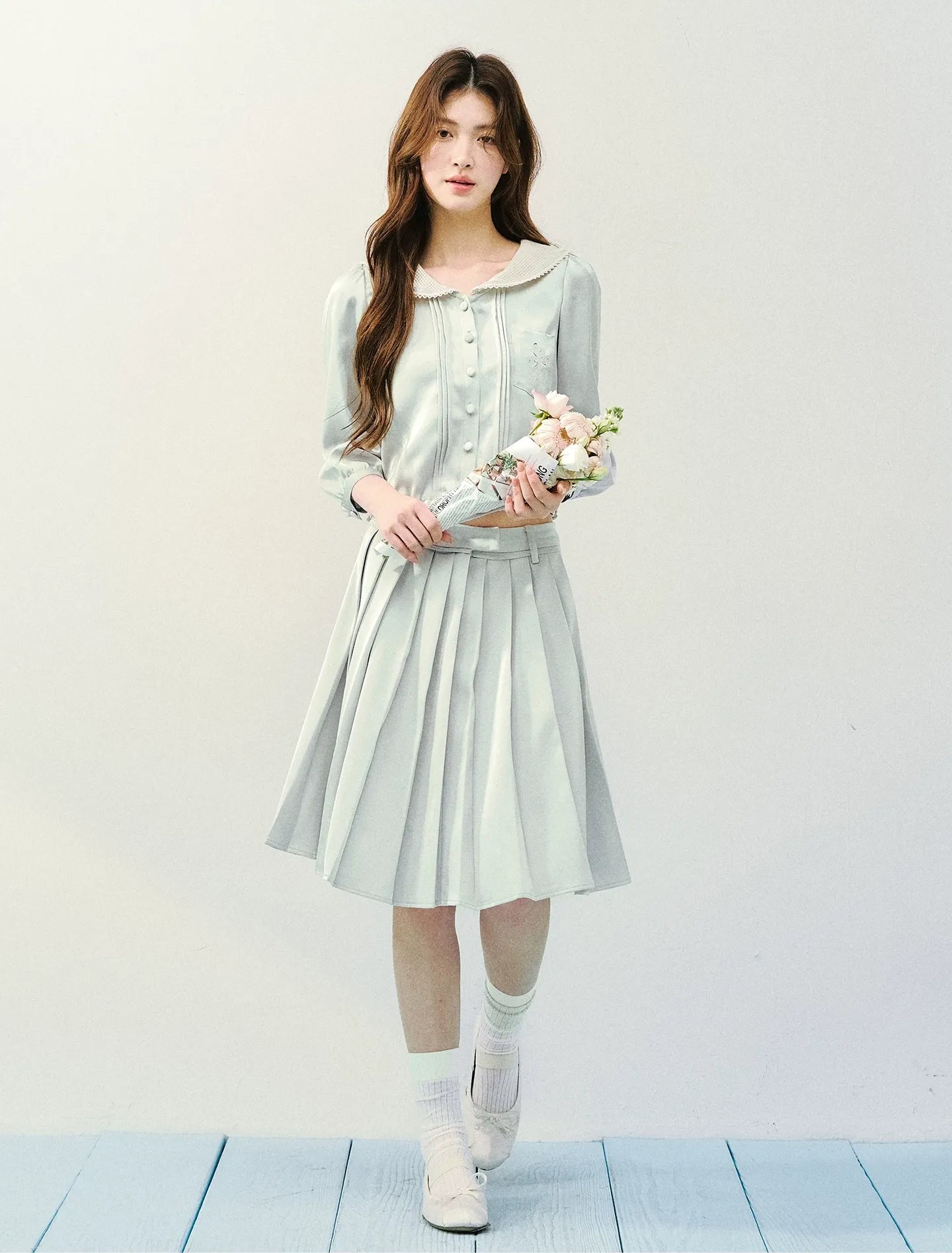 Mint Chronicle Navy Collar Embroidered Set
