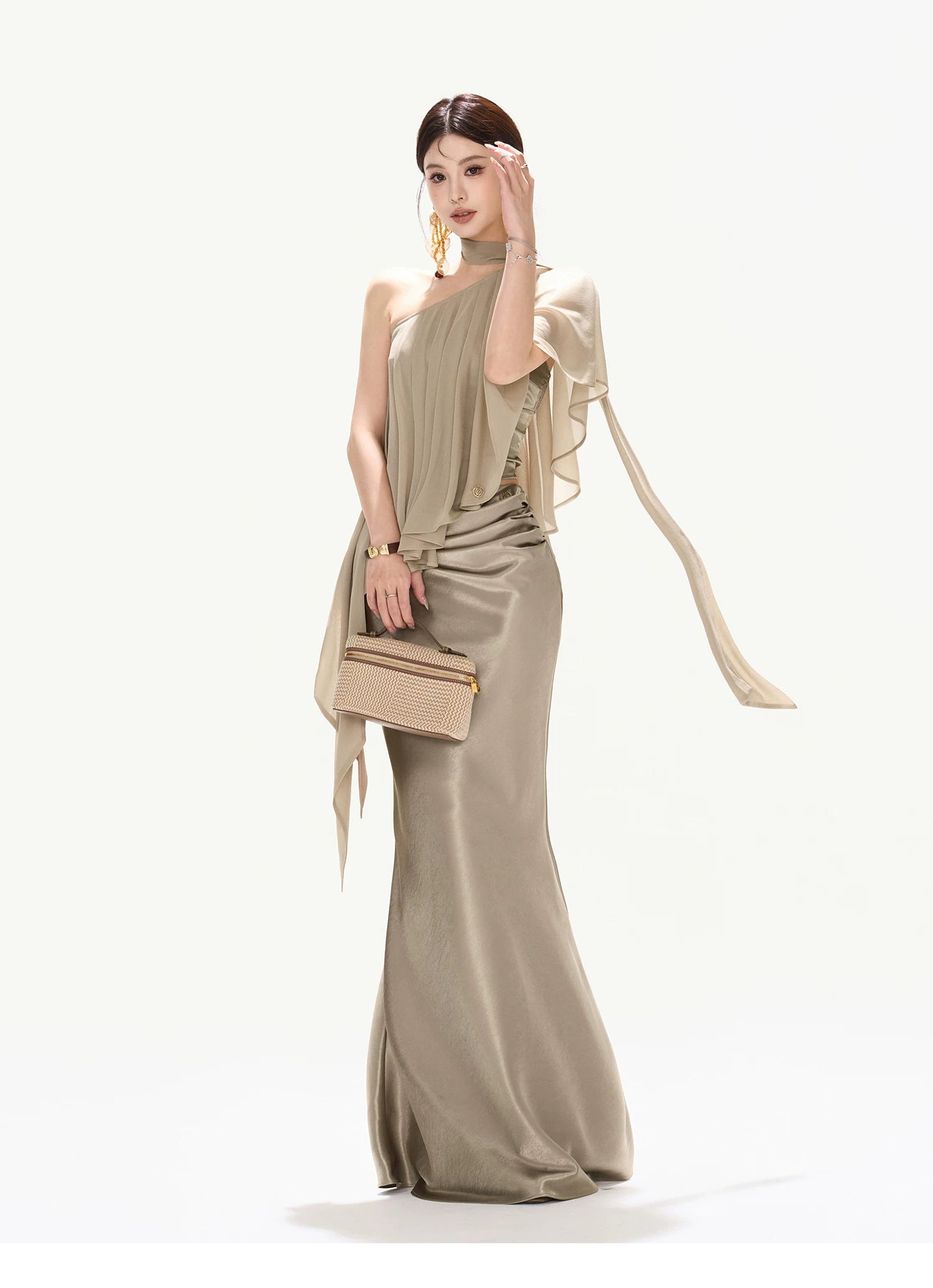 Elegant Loose Chiffon Halter Neck Top