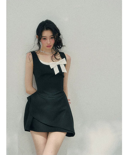 Sleek Bowknot Mini Dress