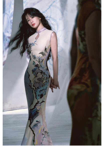 Roman Poem Printed Sleeveless Qipao Dress
