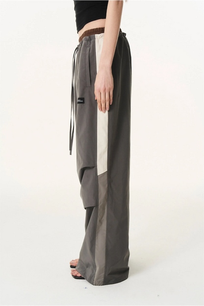 Pleated Contrast Wide-Leg Pants