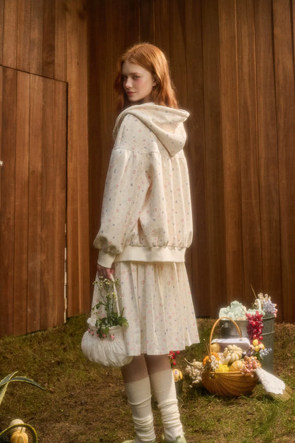 Printed Hooded Sweatshirt Pleated Skirt