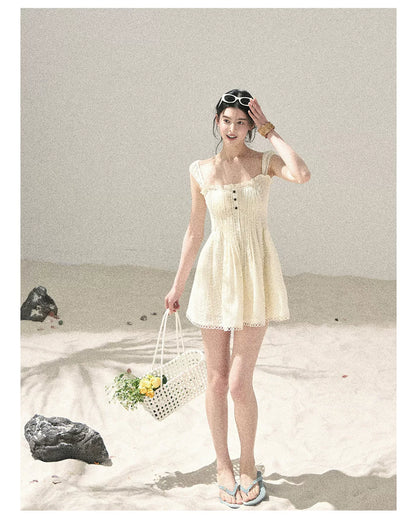 "Gap of Floral Tassels" French Style Lace Ruffled