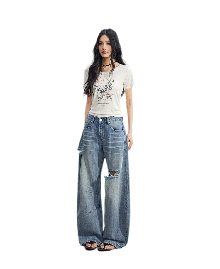 Distressed Curved Jeans