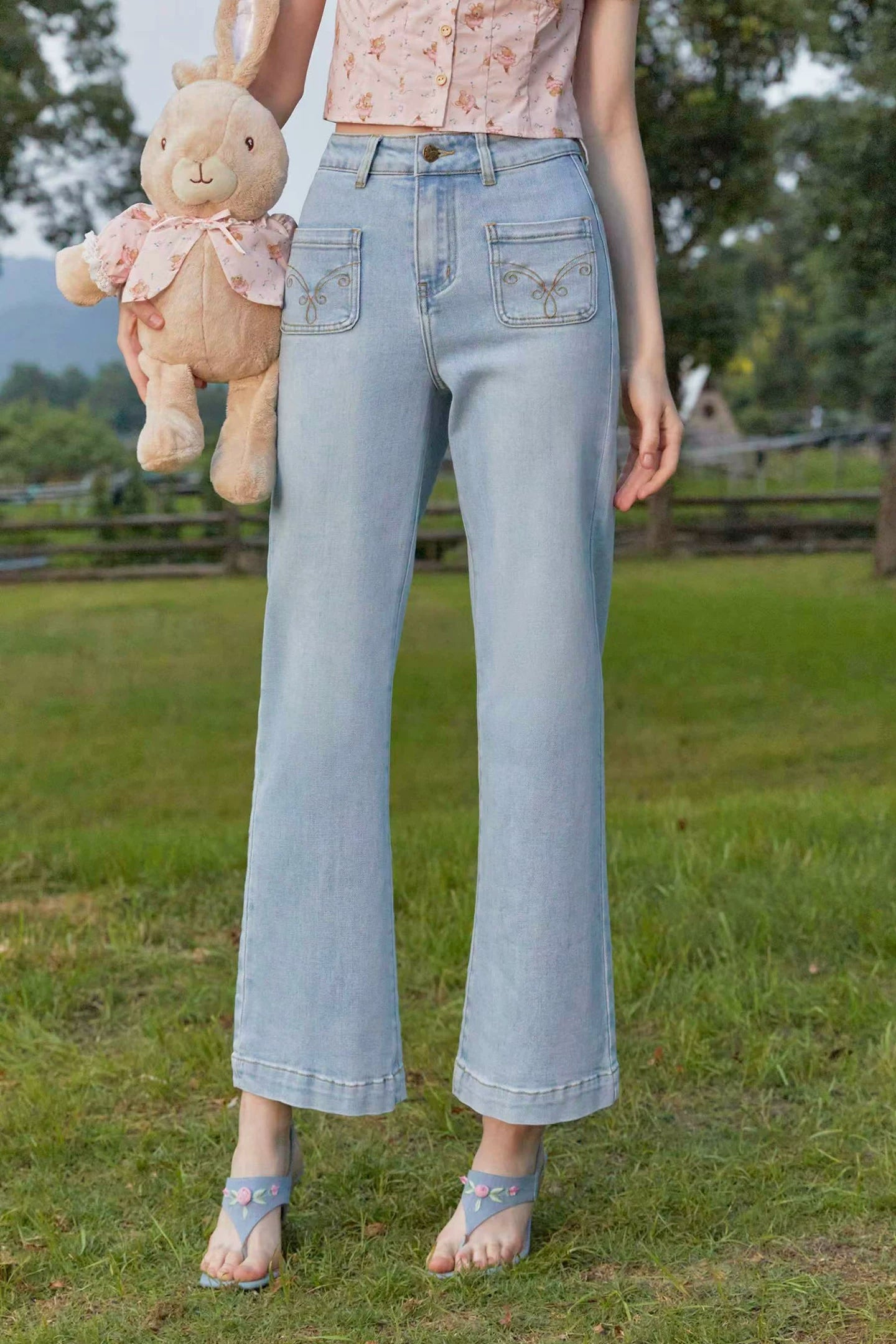 High-Waist Flared Jeans