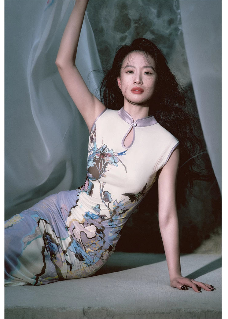Roman Poem Printed Sleeveless Qipao Dress