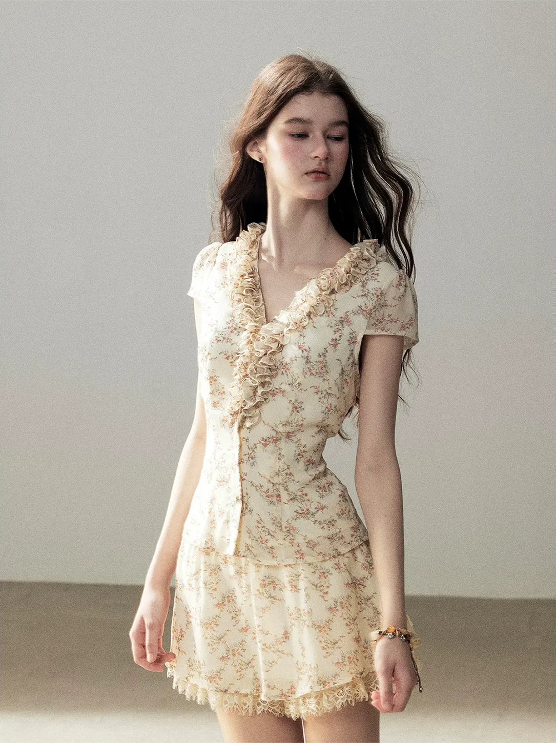 Floral Ruffle Set